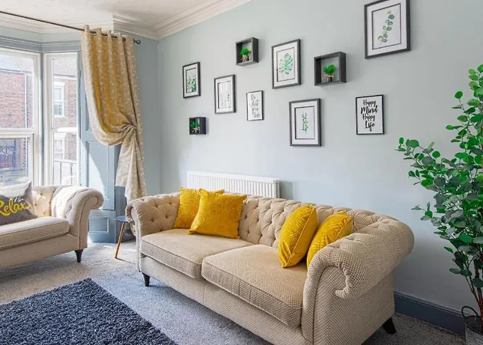 The Bishophill Gathering - Sleeps Up To 12