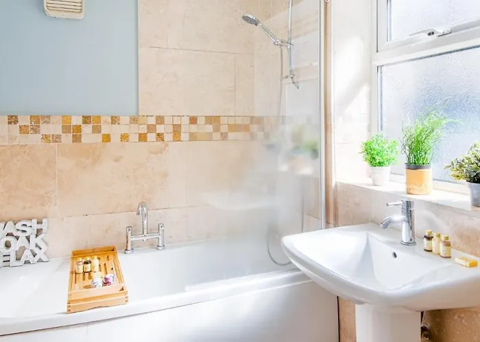 The Bishophill Gathering - Sleeps Up To 12