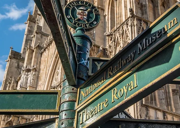 The Bishophill Gathering - Sleeps Up To 12 York