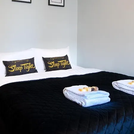 The Bishophill Gathering - Sleeps Up To 12 요크